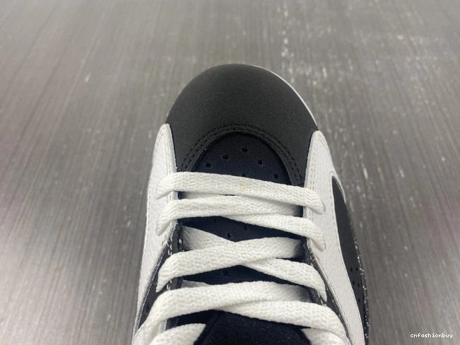 6 Jordan Retro 384664-101 Oreo 1105